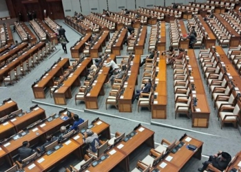 DPR Lantik 3 Anggota PAW, Salah Satunya Pengganti Arsul Sani