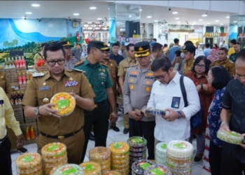 Sidak Pasar, Pemkot Mojokerto pastikan pasokan bahan pokok aman saat Lebaran