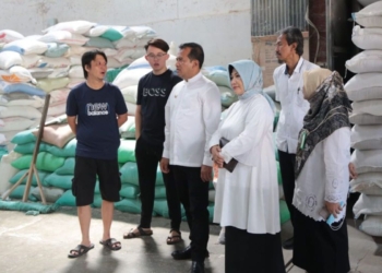 Pj Wali Kota Probolinggo pastikan stok sembako aman jelang Lebaran