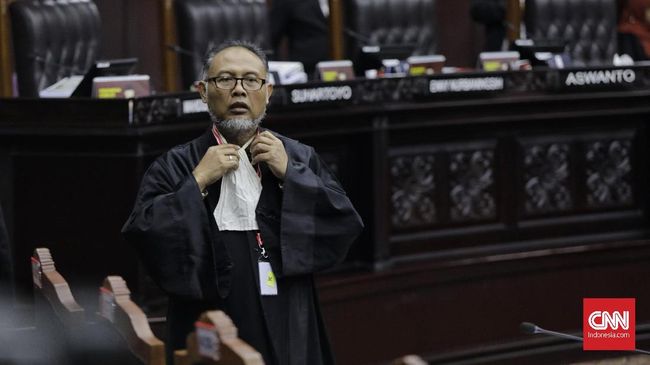 Bambang Widjojanto Beberkan Kejanggalan Sirekap di Sidang Pilpres MK