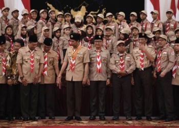 Jokowi Lantik Kembali Budi Waseso Jadi Ketua Kwarnas Pramuka