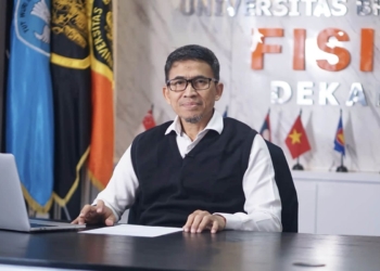 Pengamat sebut kriteria calon untuk imbangi Khofifah di Pilkada Jatim