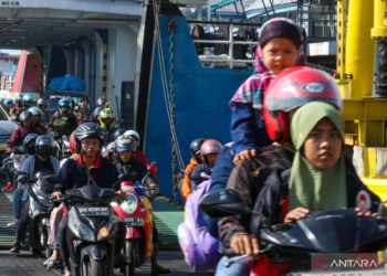 Arus mudik di Pelabuhan Ketapang