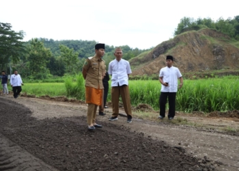 Pemkab Trenggalek kebut perbaikan jalan jelang arus mudik