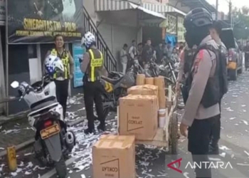 Polres Bangkalan sita mobil pengangkut petasan usai Salat Id