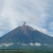 Gunung Semeru kembali erupsi lontarkan abu vulkanik