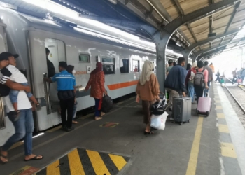 Kepadatan pemudik KA terlihat di sejumlah stasiun Daop Jember