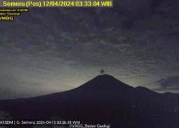 Semeru erupsi lagi, kali ini letusan setinggi 700 meter