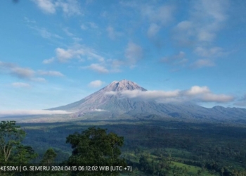 Berlangsung 118 detik, Semeru kembali erupsi