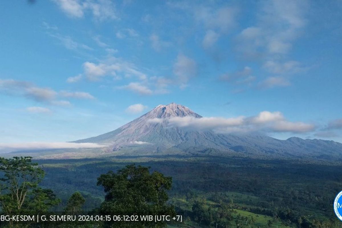 Berlangsung 118 detik, Semeru kembali erupsi