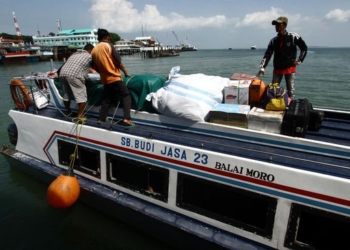 Viral Penumpang Ngamuk usai Dipaksa Naik Speed Boat Penuh