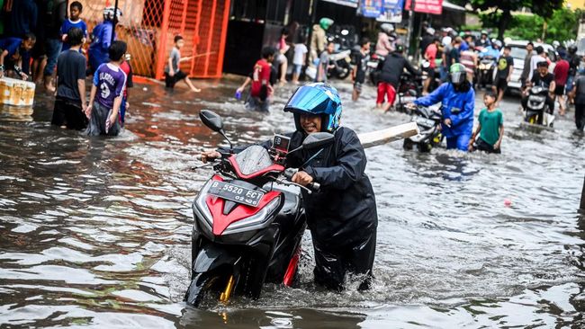 39 RT dan 7 Ruas Jalan Terendam Banjir
