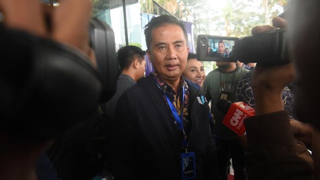 Bey Sentil Praktik Jual Beli Kursi Siswa Rp15 Juta di PPDB Jabar