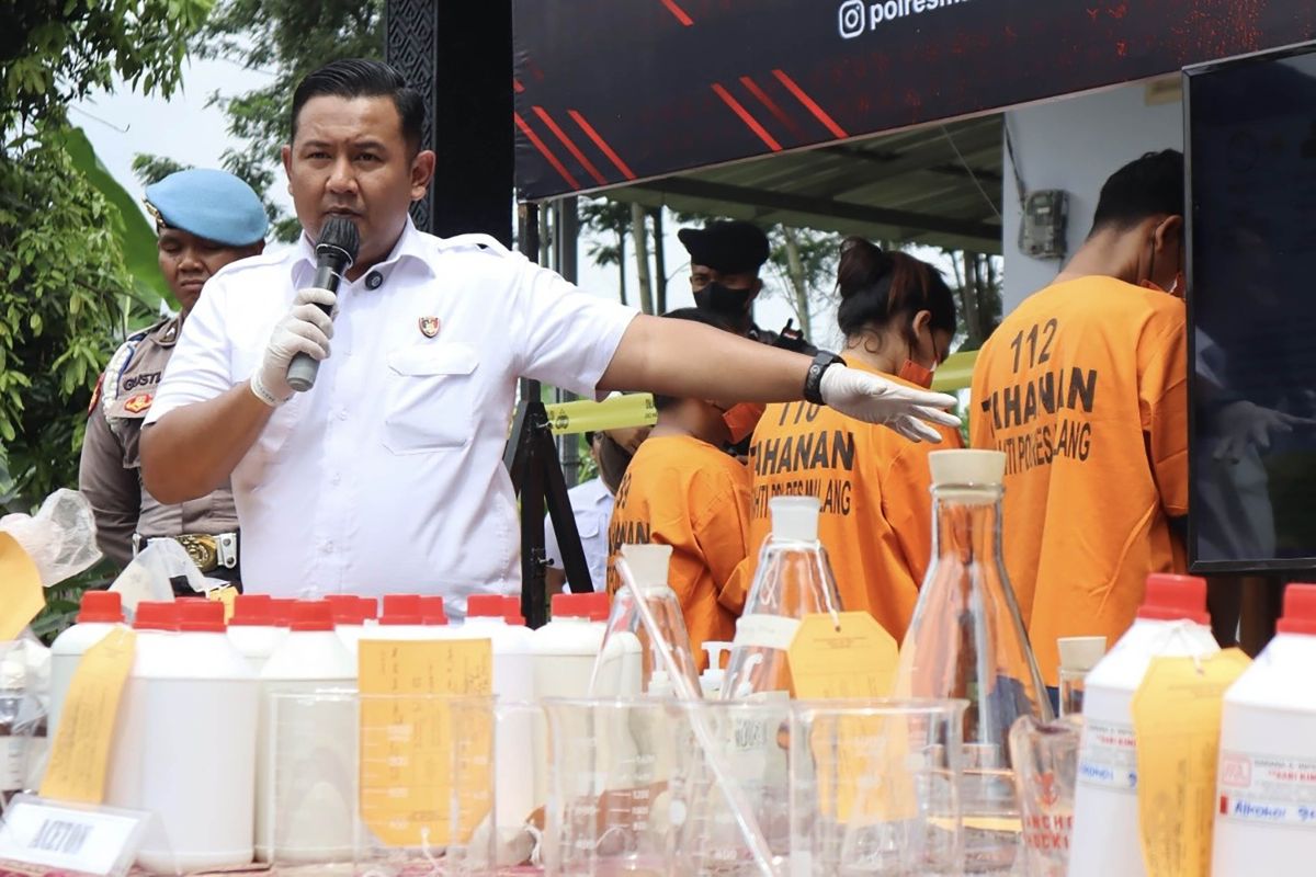 Polres Malang ungkap fakta kasus produksi sabu skala rumahan
