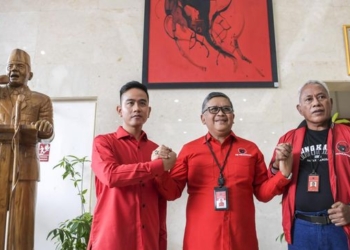 Memanas, Hasto dan Gibran Saling Jawab Soal Jokowi-Megawati dan PDIP