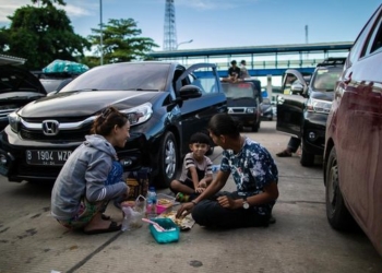 Cerita Pemudik Terjebak Macet Lebih 9 Jam di Pelabuhan Merak