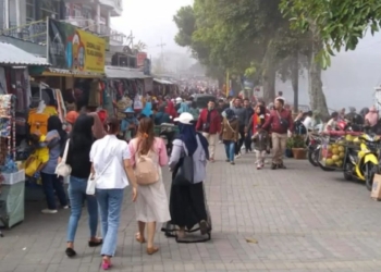 Telaga Sarangan masih jadi favorit liburan lebaran di Magetan