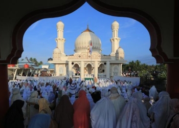 Kisah Tarikat-tarikat yang Lebaran Lebih Cepat