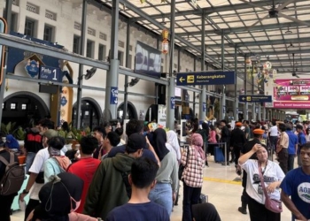 Stasiun Pasar Senen Mulai ‘Menyemut’pada H-4 Lebaran 2024