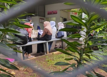 Tahanan Koruptor di Rutan KPK Santap Ketupat-Opor dari Keluarga