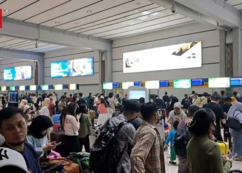 VIDEO: Antrean Mengular di Terminal 2 Bandara Soetta H-3 Lebaran
