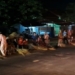 Berburu Koin Receh dari Pemudik di Subang