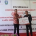 Bank Jatim serahkan bantuan penataan alun-alun ke Pemkab Ponorogo