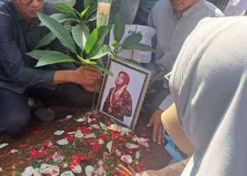 6 Jenazah Korban Kecelakaan di Subang Dimakamkan di TPU Parung Bingung