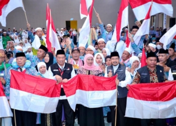 Khofifah: Pertama kali Embarkasi Surabaya dapat layanan sistem “fast track”