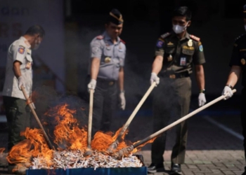 Kantor Bea Cukai Madiun musnahkan 760.220 batang rokok ilegal