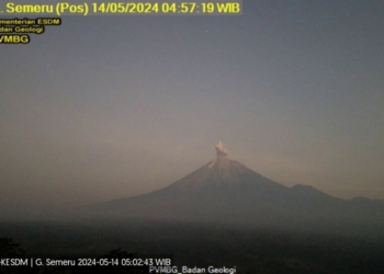 Semeru erupsi dengan letusan abu vulkanik setinggi 600 meter