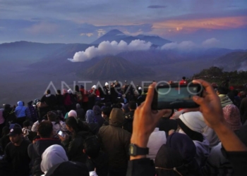BB TNBTS siapkan skema tambah kuota wisatawan Bromo di libur Waisak