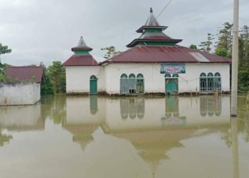 13 Orang Meninggal, 1 Desa Terisolir