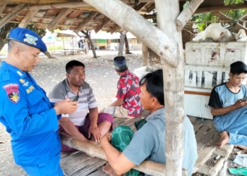 Satpolairud Situbondo rutin bina nelayan cegah kecelakaan laut