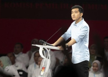 Respons Gibran Usai Luhut Minta Prabowo Jangan Bawa Orang Toxic