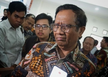Mahfud Tegaskan 34 Kementerian Cukup, Singgung Kementan-Bulog Satu