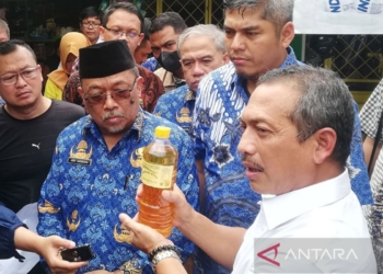 Satgas Pangan Pacitan temukan produk minyakita palsu saat sidak pasar