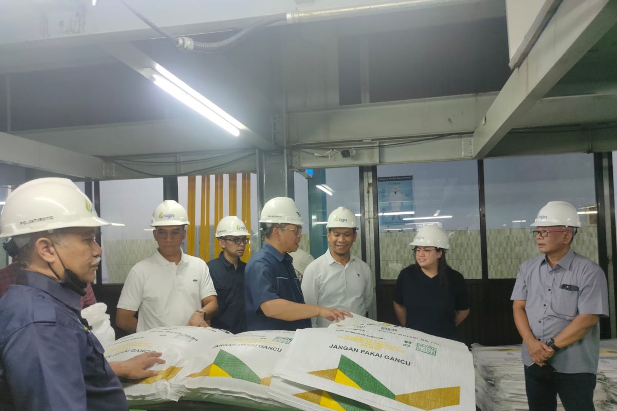 SGN targetkan produksi gula capai 1 juta ton tahun 2024