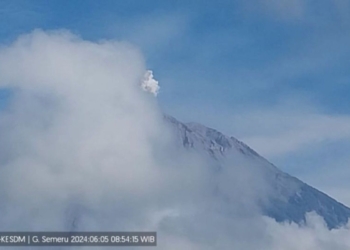 Semeru kembali alami erupsi tiga kali dengan ketinggian letusan 600 meter