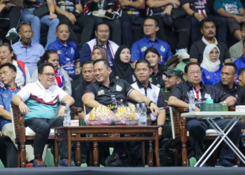 Pj Gubernur Jatim bersama SBY dan AHY nonton bareng final four Proliga 2024