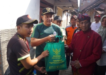 Pemkab Sidoarjo gandeng Baznas perbaiki empat rumah tidak layak huni