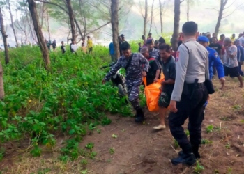 Pencari rumput tewas tenggelam di muara Pantai Jebring Blitar