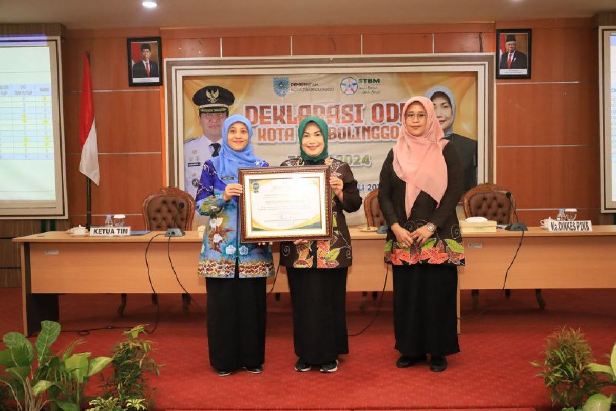 Kota Probolinggo raih sertifikat “Open Defecation Free”