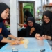 Bupati Ipuk apresiasi rumah produksi kue berdayakan pasien ODGJ