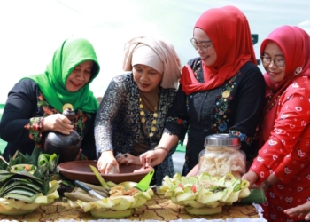 Festival Rujak Otek di Lumajang angkat kearifan lokal, pikat wisatawan