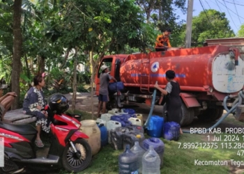 BPBD Probolinggo distribusikan air bersih di wilayah terdampak kekeringan