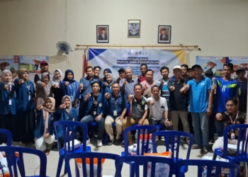 Mahasiswa Unair-Pupuk Kaltim beri pelatihan pembuatan kompos petani Madiun