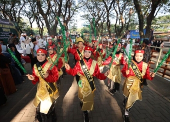 Pemkot Madiun-Kemenag tanamkan nilai kerukunan beragama melalui pawai taaruf