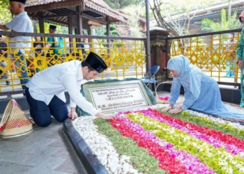 Khofifah silaturahim ke Pesantren Tebuireng Jombang