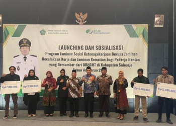 BPJS Ketenagakerjaan Sidoarjo serahkan 13.249 kartu pekerja rentan